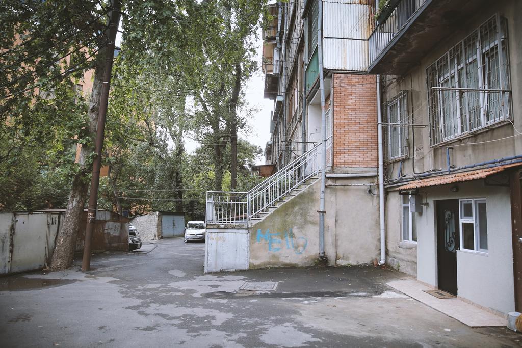 Apartment Serpoint ティビリシ エクステリア 写真