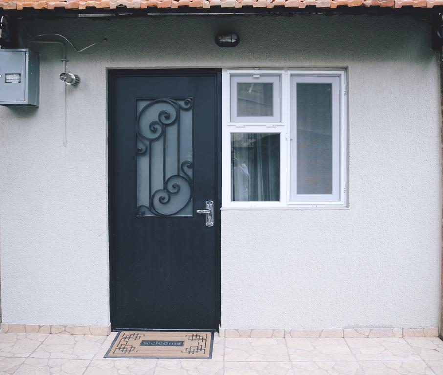 Apartment Serpoint ティビリシ エクステリア 写真
